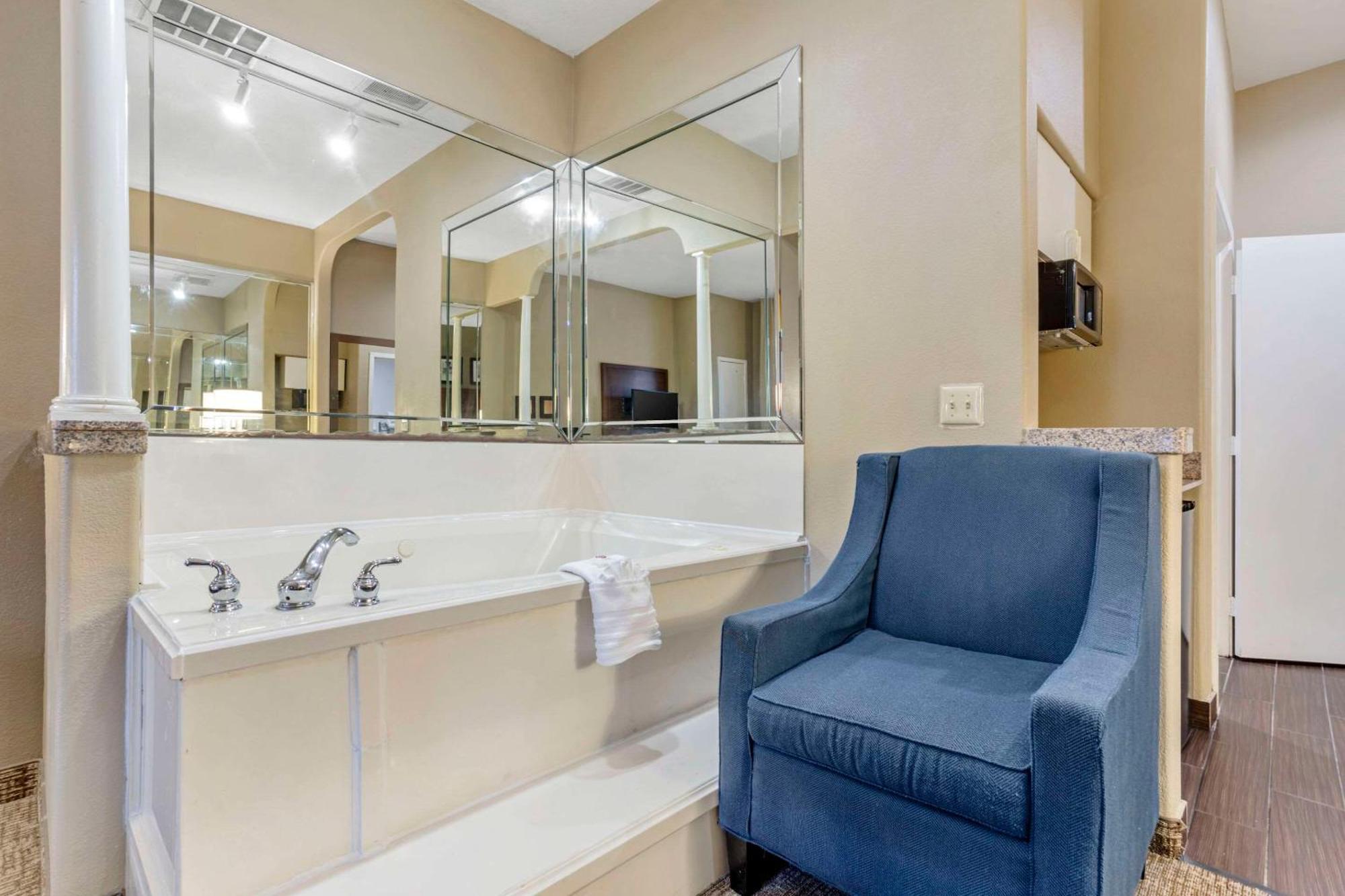 Comfort Suites Houston Nw - Vintage Park Екстер'єр фото